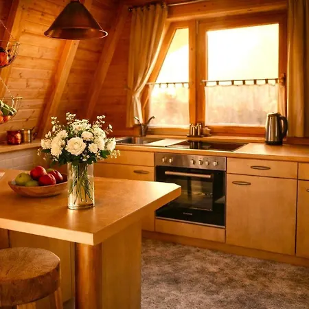 Komfortabeles-finnhuetten-ferienhaus-im-fischerdorf-freest * Kröslin